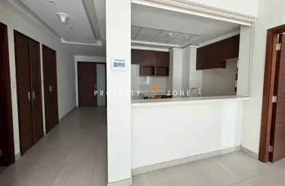 Apartment - 2 Bedrooms - 3 Bathrooms for sale in Park Gate Residence 2 - Al Kifaf - Bur Dubai - Dubai