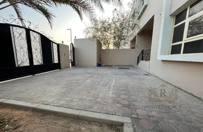 Villa - 6 Bedrooms for rent in Khalifa City A Villas - Khalifa City A - Khalifa City - Abu Dhabi