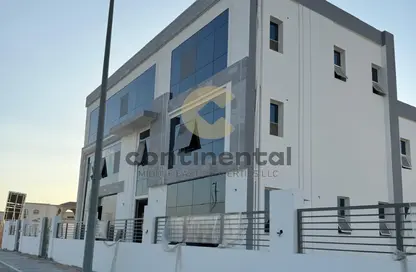 Villa - Studio - 2 Bathrooms for rent in Khalifa City - Abu Dhabi