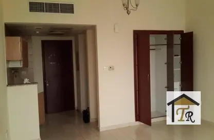 Apartment - 1 Bathroom for rent in Y19 - England Cluster - International City - Dubai