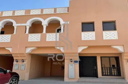 Townhouse - 2 Bedrooms - 3 Bathrooms for sale in Zone 8 - Hydra Village - Abu Dhabi