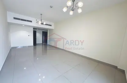 Apartment - 2 Bedrooms - 3 Bathrooms for sale in Etlala Residence - Dubai Residence Complex - Dubai