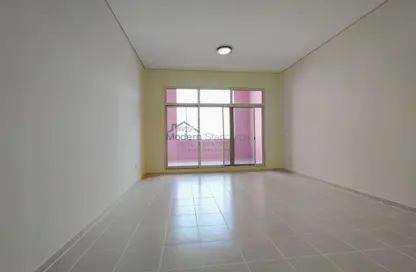 Apartment - Studio - 1 Bathroom for rent in The Gardens Buildings - The Gardens - Dubai