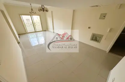 Apartment - 3 Bedrooms - 3 Bathrooms for rent in Muwaileh 29 Building - Muwaileh - Sharjah