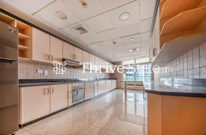 Apartment - 3 Bedrooms - 5 Bathrooms for rent in Marina Mansions - Dubai Marina - Dubai