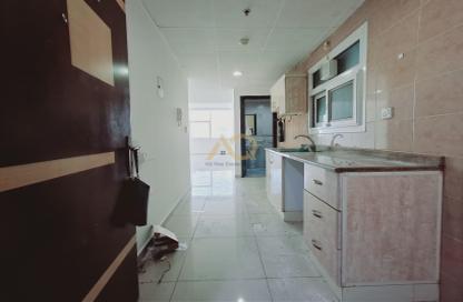 Apartment - 1 Bathroom for rent in Al Nahda Complex - Al Nahda - Sharjah