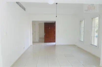 Villa - 2 Bedrooms - 3 Bathrooms for rent in Springs 4 - The Springs - Dubai