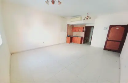 Apartment - 1 Bathroom for rent in Al Butina 9 Building - Al Butina - Sharjah