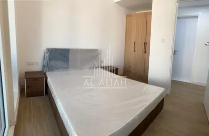 Apartment - 1 Bedroom - 1 Bathroom for rent in Oasis Residences - Masdar City - Abu Dhabi