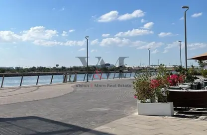 Apartment - 1 Bedroom - 1 Bathroom for sale in Waters Edge - Yas Island - Abu Dhabi