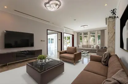 Villa - 3 Bedrooms - 4 Bathrooms for sale in Regional - Jumeirah Park - Dubai