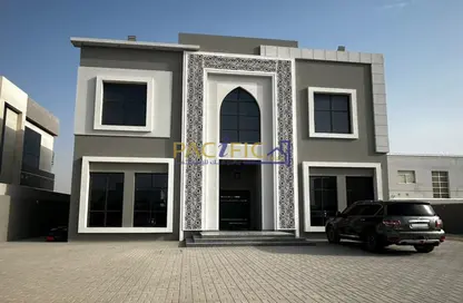 Villa - 5 Bedrooms - 6 Bathrooms for rent in Al Aweer - Dubai