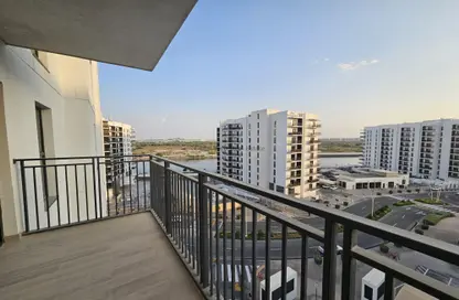 Apartment - 3 Bedrooms - 3 Bathrooms for rent in Waters Edge - Yas Island - Abu Dhabi