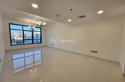 Apartment - 1 Bedroom - 2 Bathrooms for rent in Trio Building - Al Barsha 1 - Al Barsha - Dubai