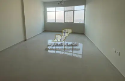 Apartment - 2 Bedrooms - 3 Bathrooms for rent in Gulf Tower - Emirates City - Ajman