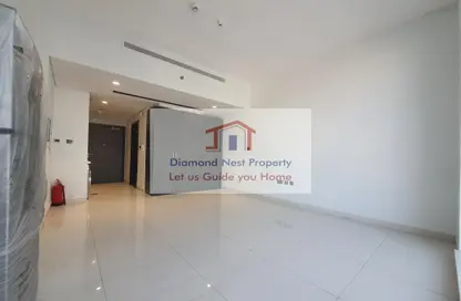 Apartment - 1 Bathroom for rent in Danet Abu Dhabi - Abu Dhabi