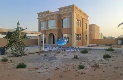 Villa - 5 Bedrooms - 6 Bathrooms for rent in Nad Al Sheba Villas - Nad Al Sheba 3 - Nad Al Sheba - Dubai