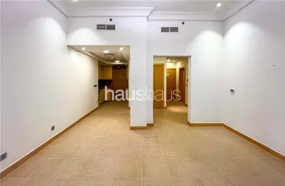 Apartment - 1 Bedroom - 1 Bathroom for rent in Al Khushkar - Shoreline Apartments - Palm Jumeirah - Dubai