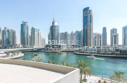 Apartment - 1 Bedroom - 2 Bathrooms for rent in Fairfield Tower - Park Island - Dubai Marina - Dubai