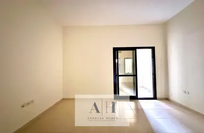 Apartment - 1 Bedroom - 2 Bathrooms for rent in Silicon Gates - Dubai Silicon Oasis - Dubai