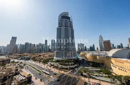 Apartment - 1 Bedroom - 2 Bathrooms for sale in Boulevard Point - Downtown Dubai - Dubai