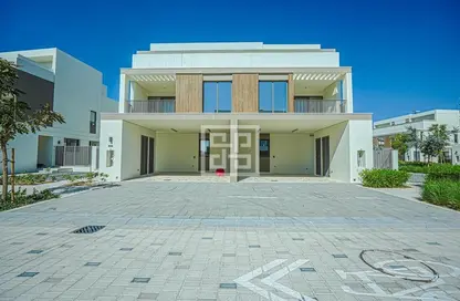 Villa - 4 Bedrooms - 6 Bathrooms for rent in Aura - Tilal Al Ghaf - Dubai