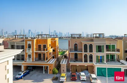 Villa - 4 Bedrooms - 5 Bathrooms for rent in Sur La Mer - La Mer - Jumeirah - Dubai