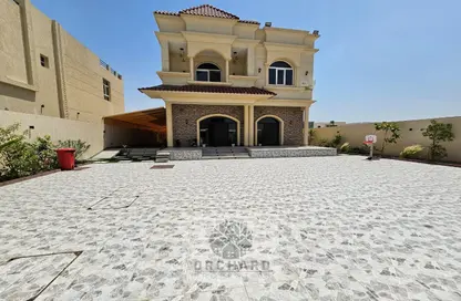 Villa - 5 Bedrooms - 7 Bathrooms for sale in Hoshi - Al Badie - Sharjah