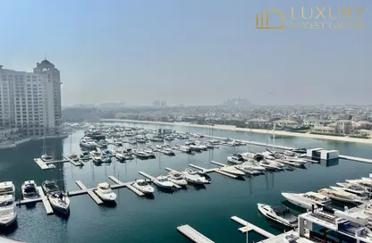 Apartment - 2 Bedrooms - 3 Bathrooms for rent in Aquamarine - Tiara Residences - Palm Jumeirah - Dubai