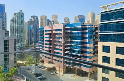 Apartment - 1 Bedroom - 2 Bathrooms for sale in The Waves Tower A - The Waves - Dubai Marina - Dubai