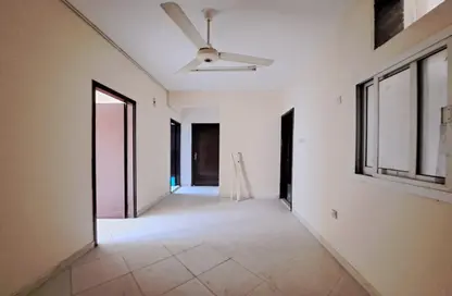 Apartment - 2 Bedrooms - 1 Bathroom for rent in Fire Station Road - Muwaileh - Sharjah