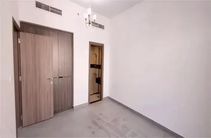 Apartment - 1 Bathroom for rent in Constance - Al Warsan 4 - Al Warsan - Dubai