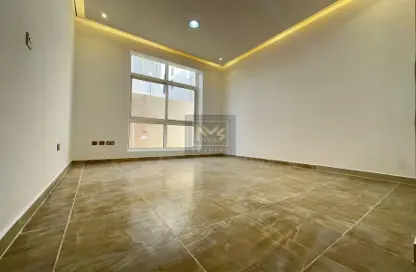 Apartment - 1 Bathroom for rent in Corniche Al Qurm - Al Qurm - Abu Dhabi