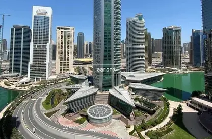 Apartment - 1 Bedroom - 2 Bathrooms for rent in Bonnington Tower - JLT Cluster J - Jumeirah Lake Towers - Dubai