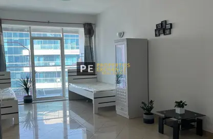 Apartment - 2 Bedrooms - 3 Bathrooms for rent in Hub Canal 2 - Hub-Golf Towers - Dubai Sports City - Dubai