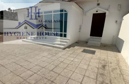 Villa - 2 Bedrooms - 3 Bathrooms for rent in Umm Al Quwain Marina Villas - Umm Al Quwain Marina - Umm Al Quwain