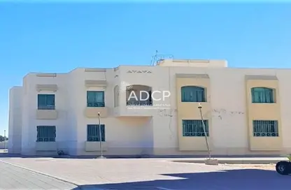 Apartment - 2 Bedrooms - 2 Bathrooms for rent in Al Khaznah - Al Ain