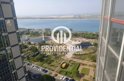 Penthouse - 4 Bedrooms - 5 Bathrooms for rent in Silver Tower - Corniche Road - Abu Dhabi