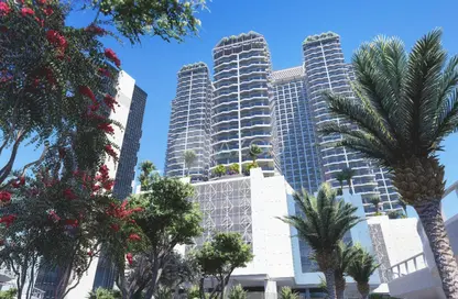 Apartment - 3 Bedrooms - 4 Bathrooms for sale in Golf Views Seven City - Jumeirah Lake Towers - Dubai