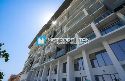 Apartment - 1 Bedroom - 2 Bathrooms for sale in Oasis 2 - Oasis Residences - Masdar City - Abu Dhabi