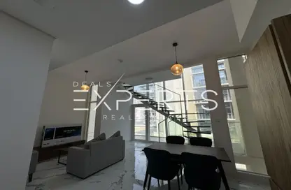 Duplex - 2 Bedrooms - 3 Bathrooms for sale in Oasis 2 - Oasis Residences - Masdar City - Abu Dhabi