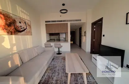 Apartment - 1 Bedroom - 2 Bathrooms for rent in Saleh Residence 3 - Jumeirah Garden City - Al Satwa - Dubai