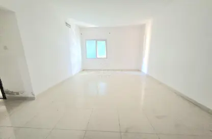 Apartment - 1 Bedroom - 2 Bathrooms for rent in New Al Taawun Road - Al Taawun - Sharjah