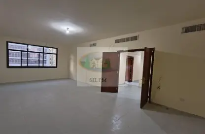 Apartment - 3 Bedrooms - 3 Bathrooms for rent in Al Khalidiya - Abu Dhabi