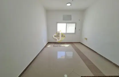 Apartment - 1 Bathroom for rent in Naif - Deira - Dubai