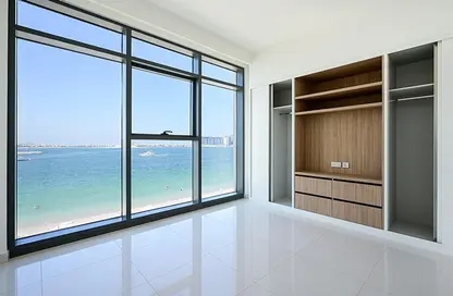 Apartment - 1 Bedroom - 1 Bathroom for rent in Beach Vista - EMAAR Beachfront - Dubai Harbour - Dubai