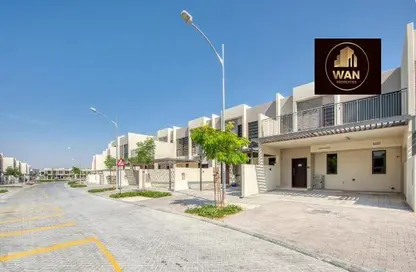 Townhouse - 3 Bedrooms - 5 Bathrooms for sale in Primrose - Damac Hills 2 - Dubai