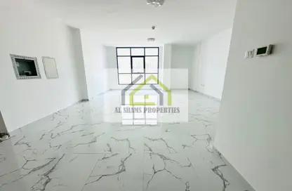 Apartment - 1 Bathroom for rent in Al Amir Building - Arjan - Dubai