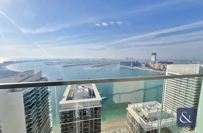 Apartment - 1 Bedroom - 1 Bathroom for sale in Marina Vista - EMAAR Beachfront - Dubai Harbour - Dubai