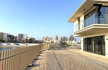 Villa - 5 Bedrooms - 6 Bathrooms for sale in Falcon Island North - Falcon Island - Al Hamra Village - Ras Al Khaimah